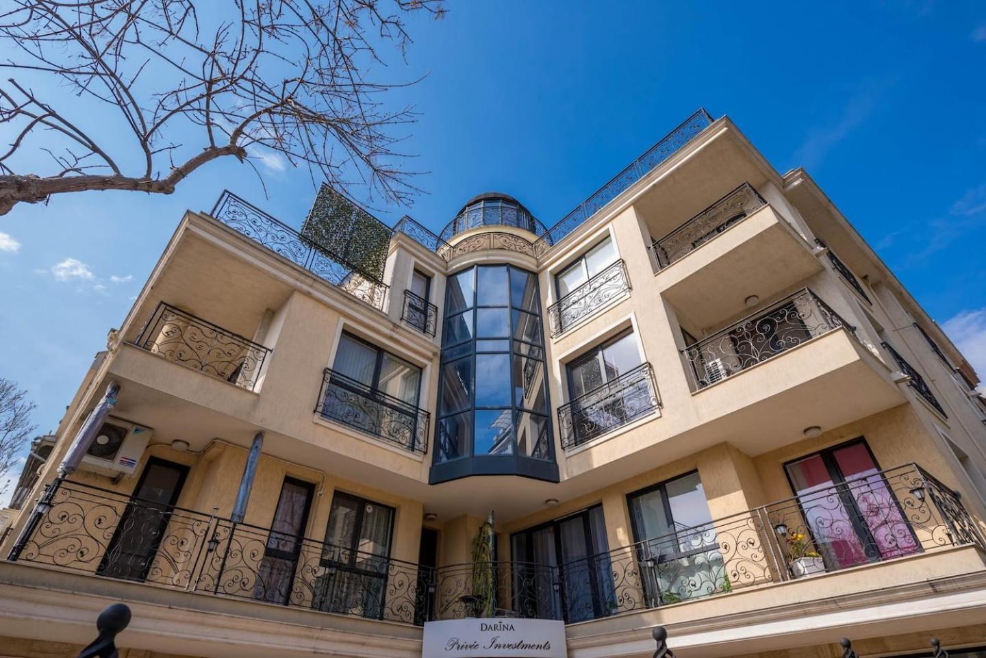 Minimalistic 1Br Flat With A Parking Spot Appartement Varna Buitenkant foto